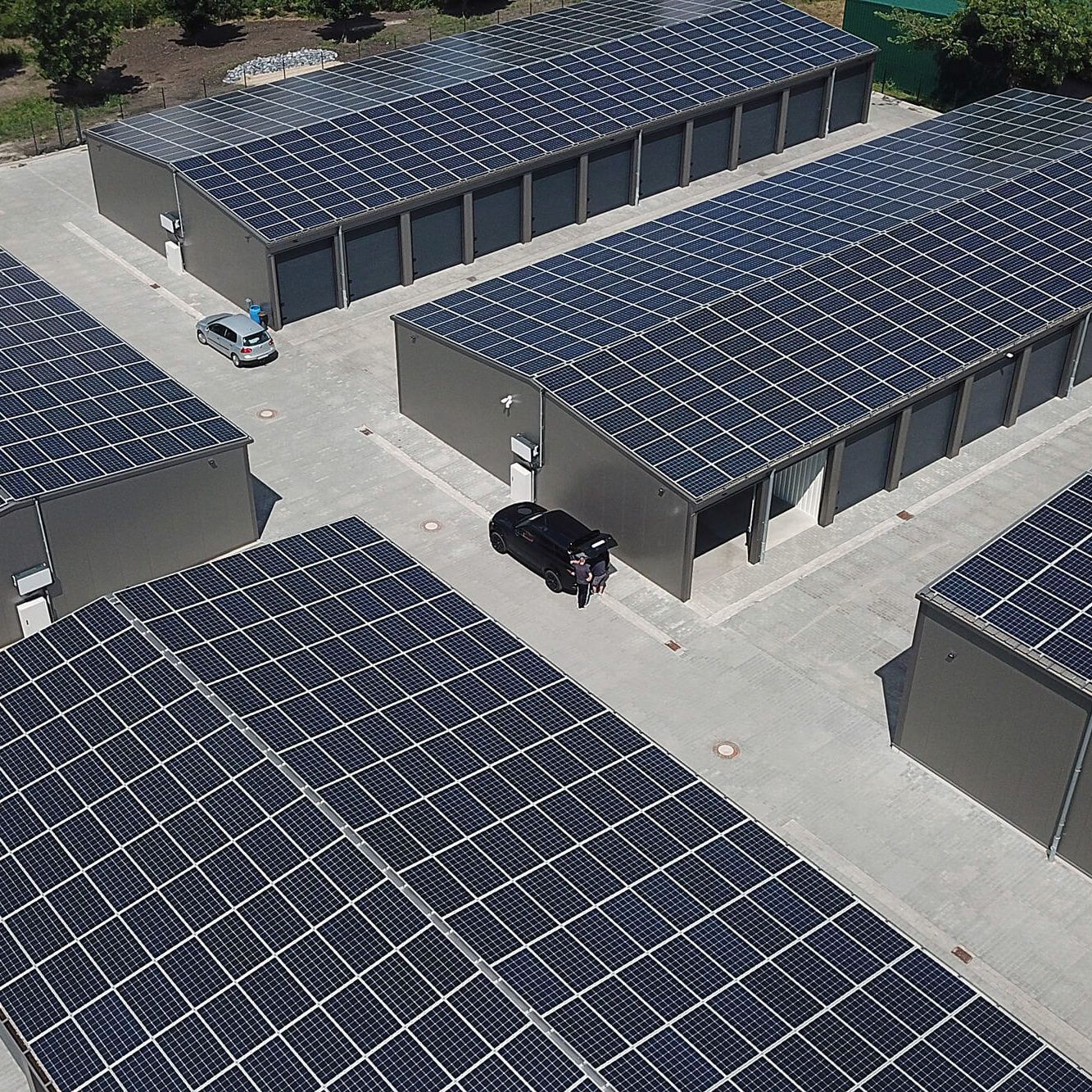 7yrds-photovoltaic-xxl-garagenpark-moers-01